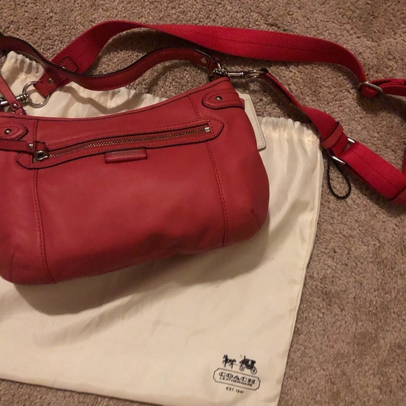 Coach daisy leather crossbody handbag - Picture 2 of 6